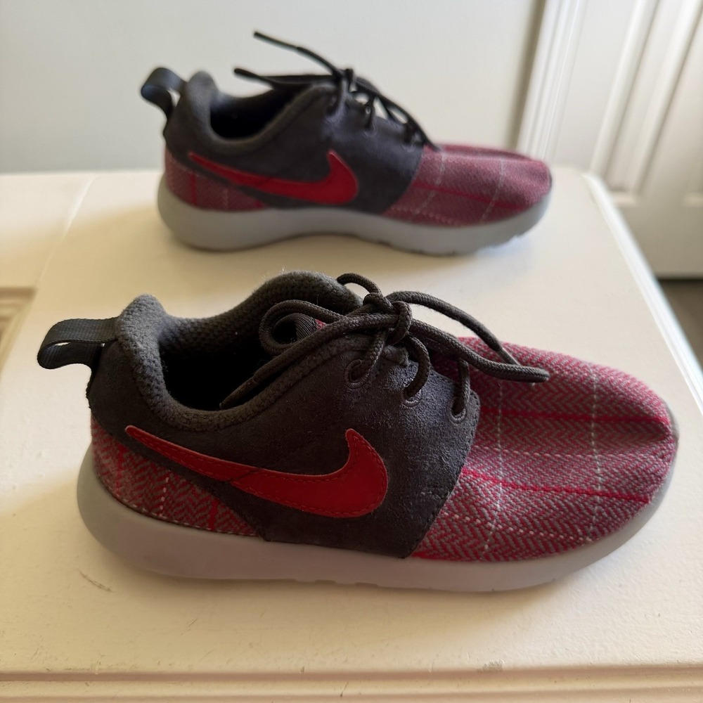 4334 Nike Kids Roshe One SE (PS) Sneakers Anthracite/Gym Red-Wol Size 3Y US